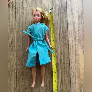 Vtg 1967 60's Straight Cut Blonde Twist 'n Turn Skipper Doll